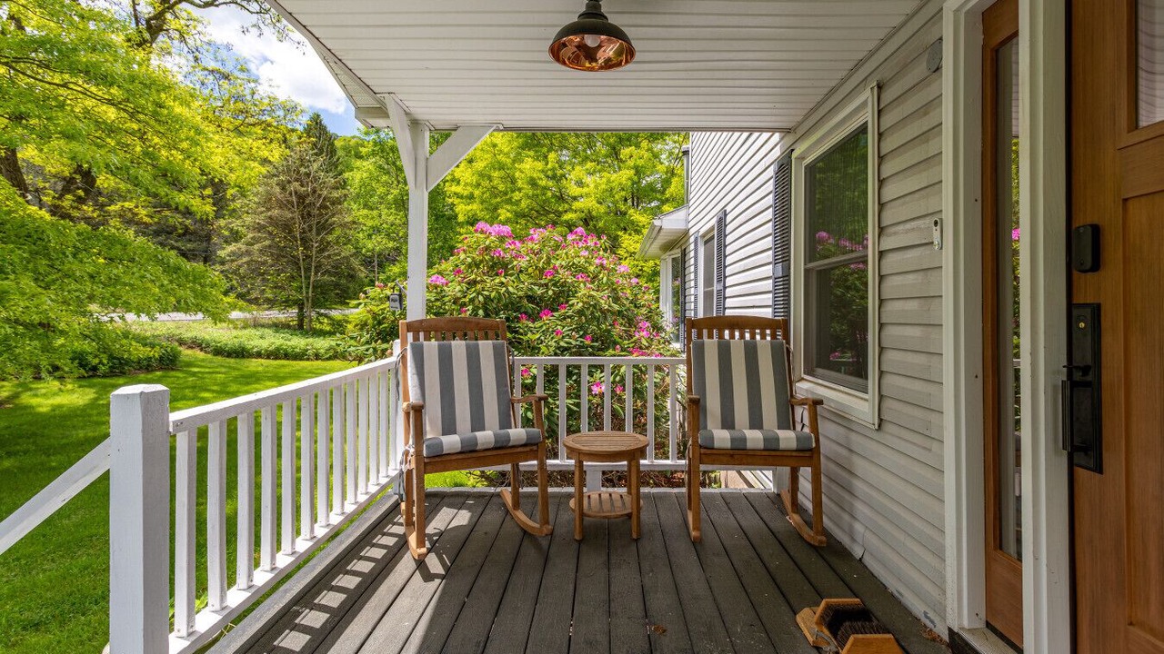 Photo of Outdoor in Roscoe