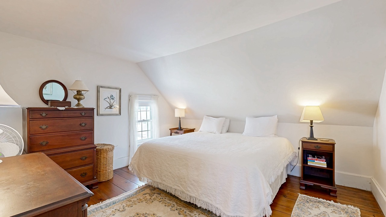 Photo of Bedroom in Searsport