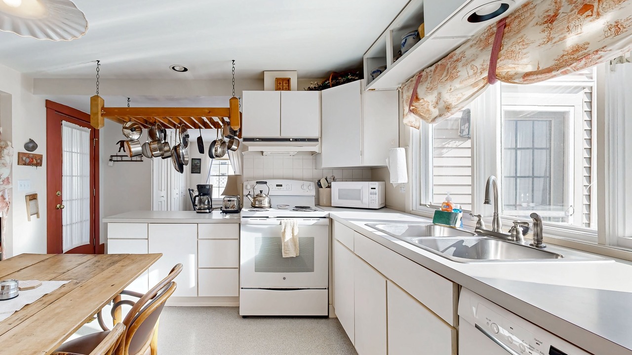 Photo of Kitchen in Searsport