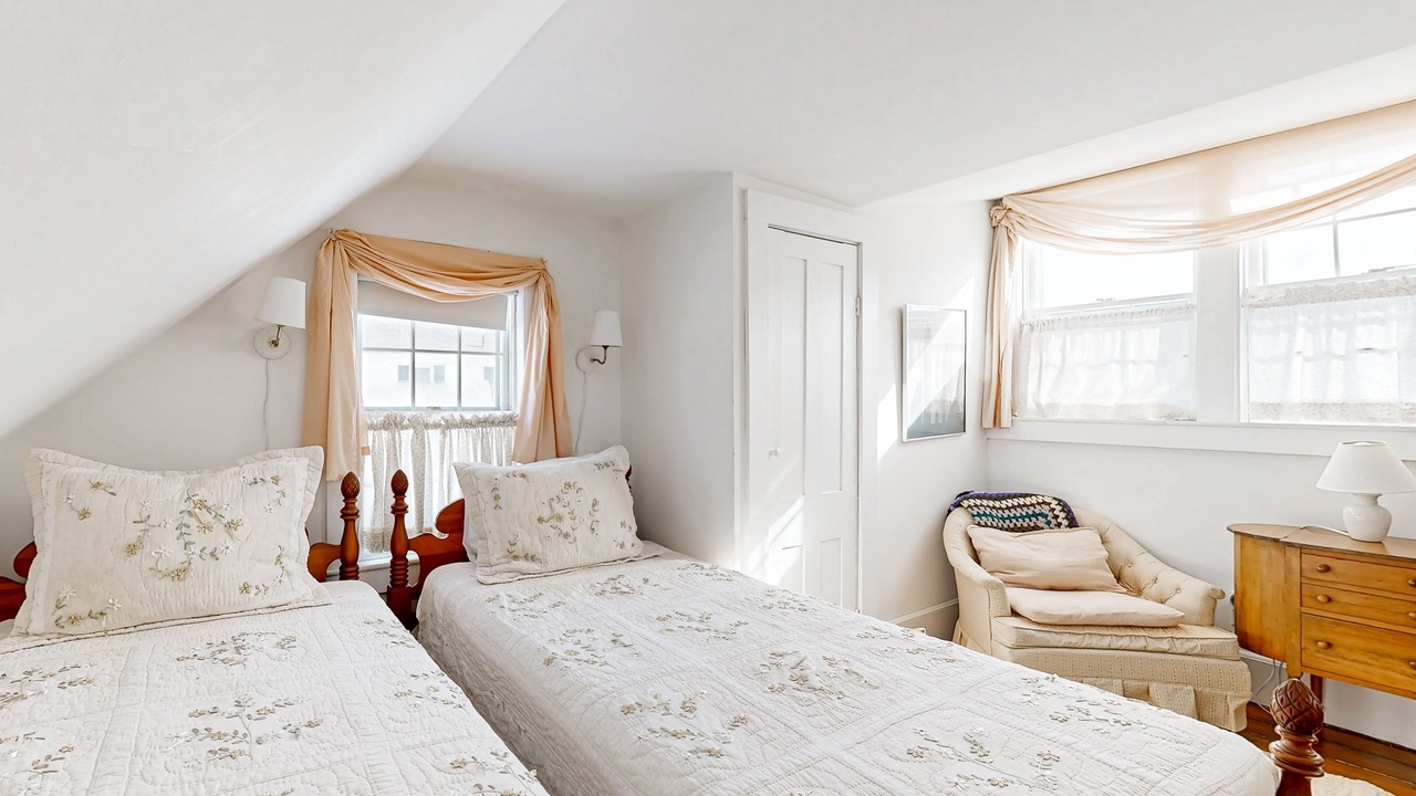 Photo of Bedroom in Searsport