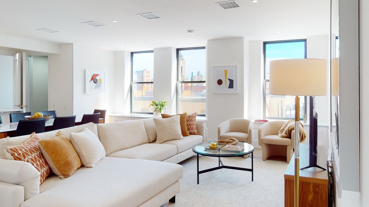 Photo of Livingroom in Central Park West