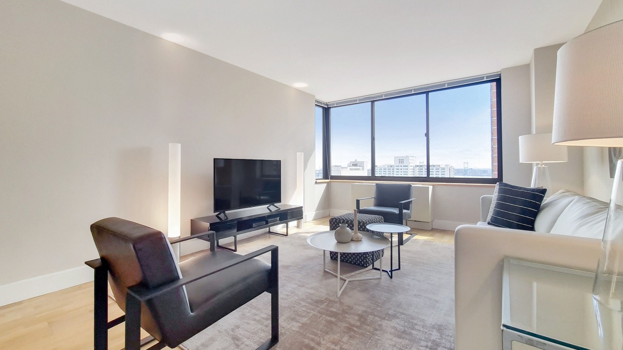 Photo of Livingroom in Central Park North