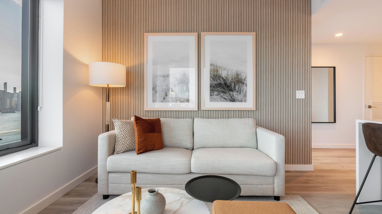 Photo of Livingroom in Hunters Point