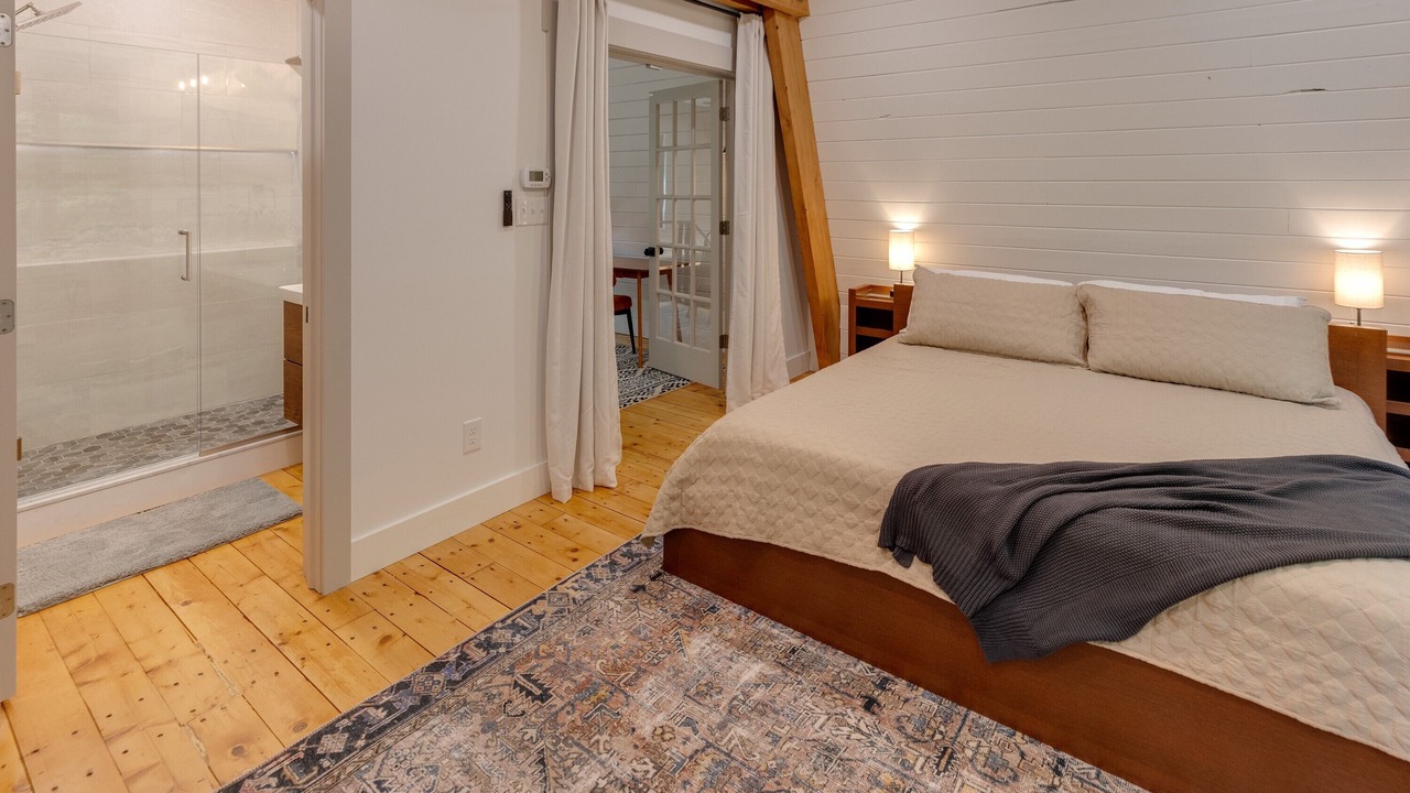 Photo of Bedroom in Lisbon