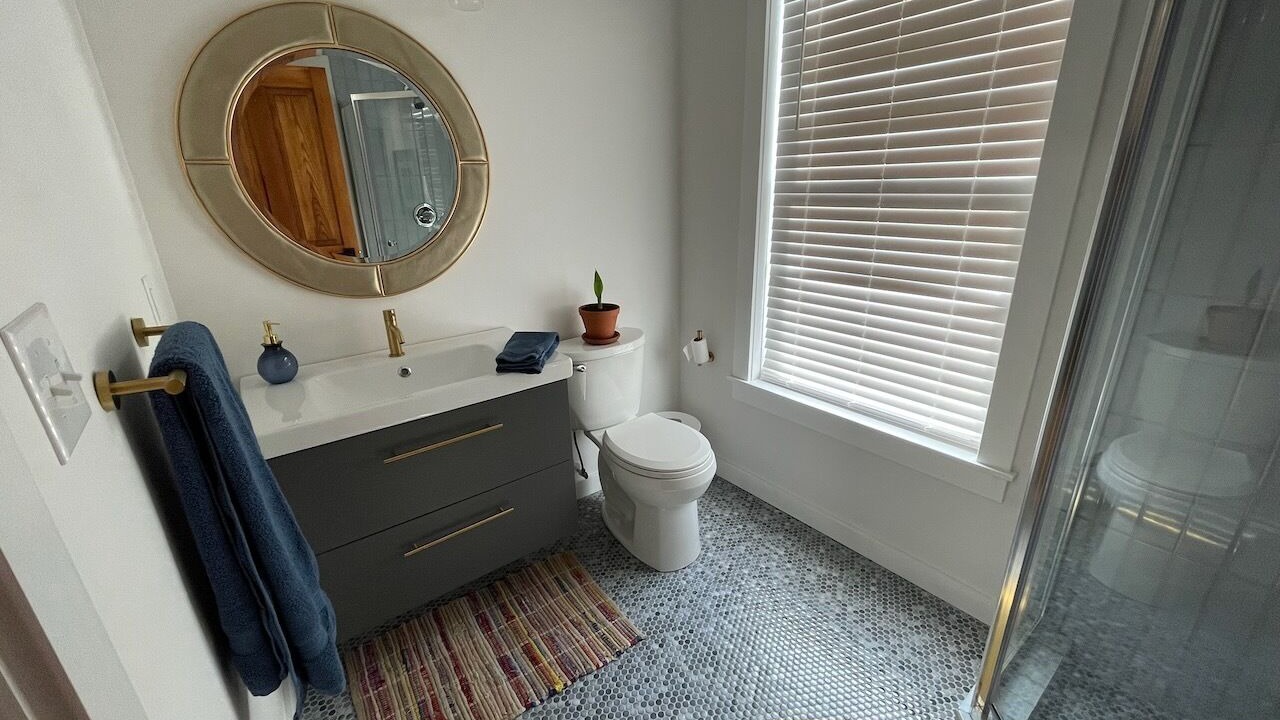 Photo of Bathroom in Mount Lookout