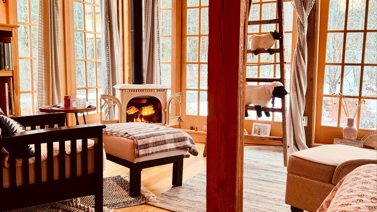 Photo of Livingroom in Greenfield