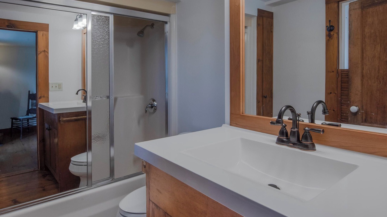Photo of Bathroom in Middletown Springs