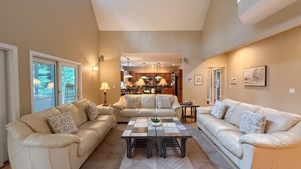 Photo of Livingroom in North Conway