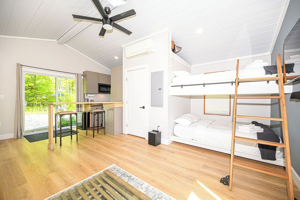 Photo of Bedroom in Blodgett Landing