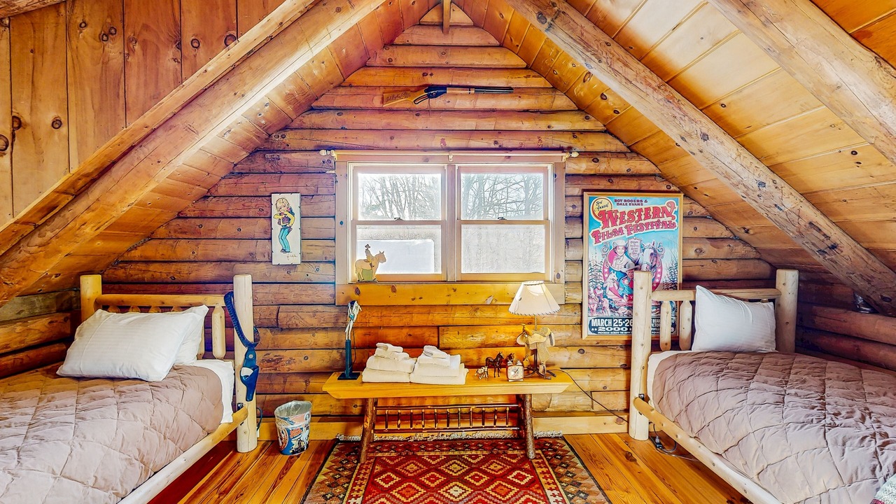 Photo of Bedroom in Bethel