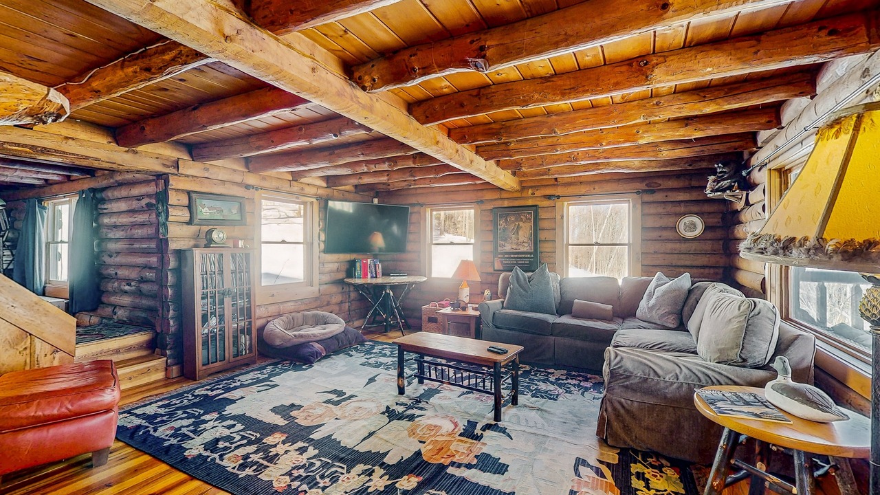Photo of Livingroom in Bethel
