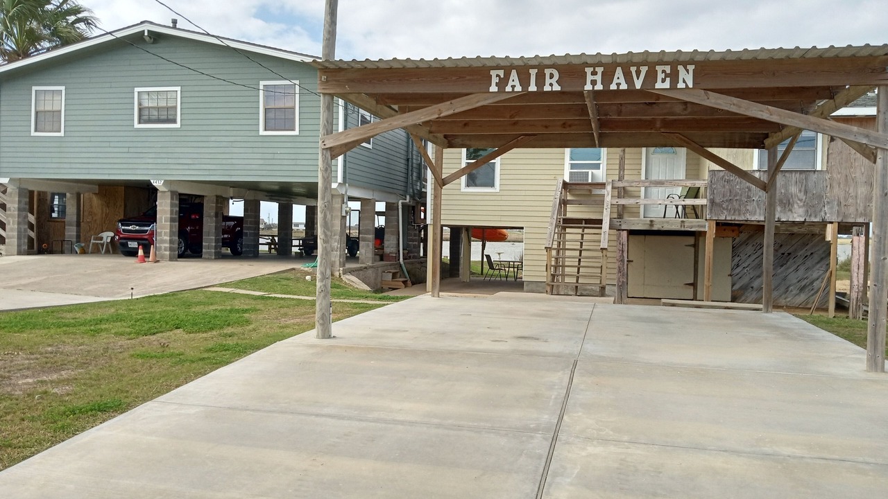 Photo of Outdoor in Hitchcock