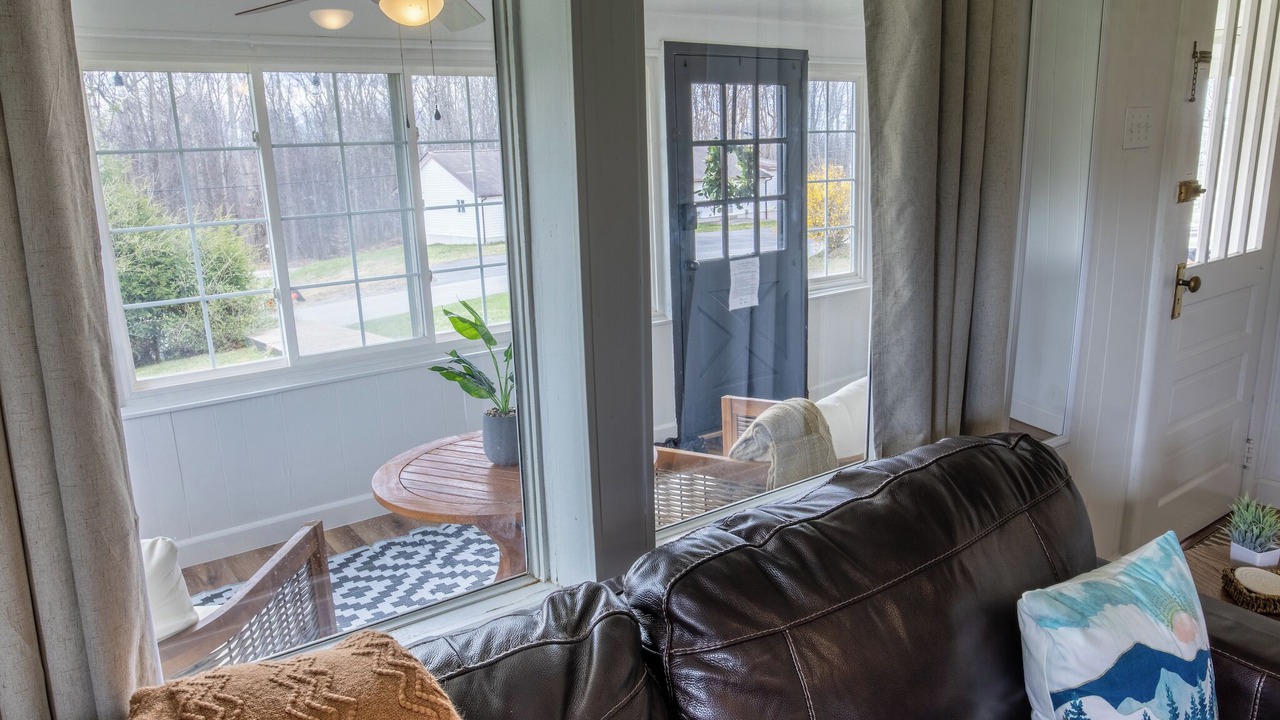 Photo of Livingroom in Hico