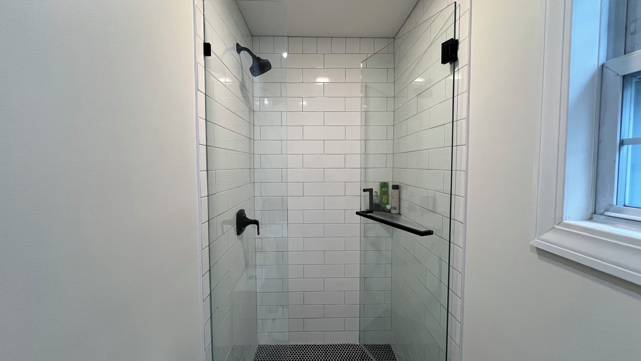 Photo of Bathroom in Hicksville