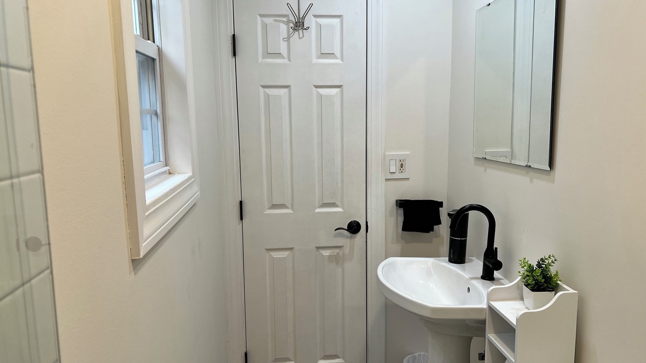 Photo of Bathroom in Hicksville