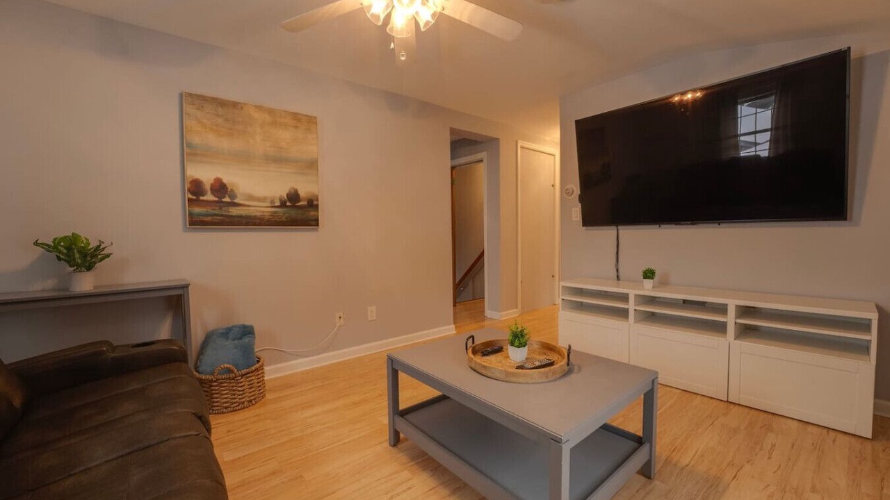Photo of Livingroom in Highland Falls