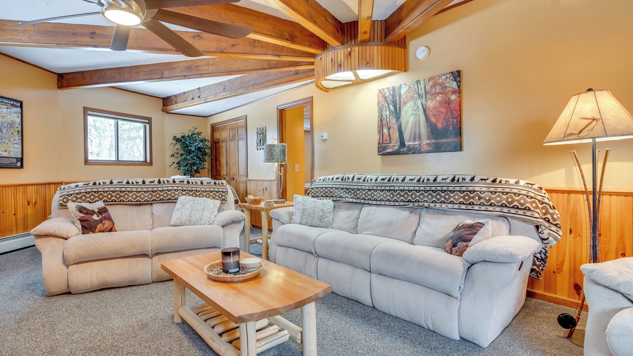 Photo of Livingroom in The Bays