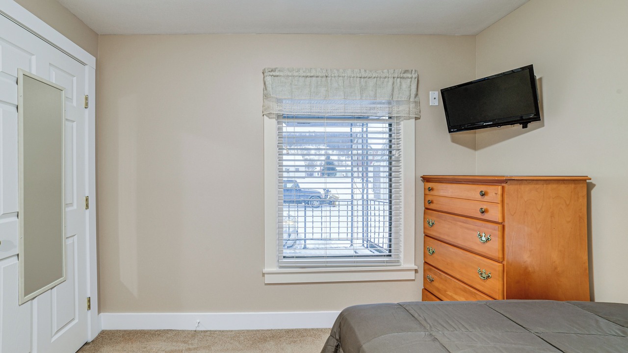 Photo of Bedroom in Munsons Corners
