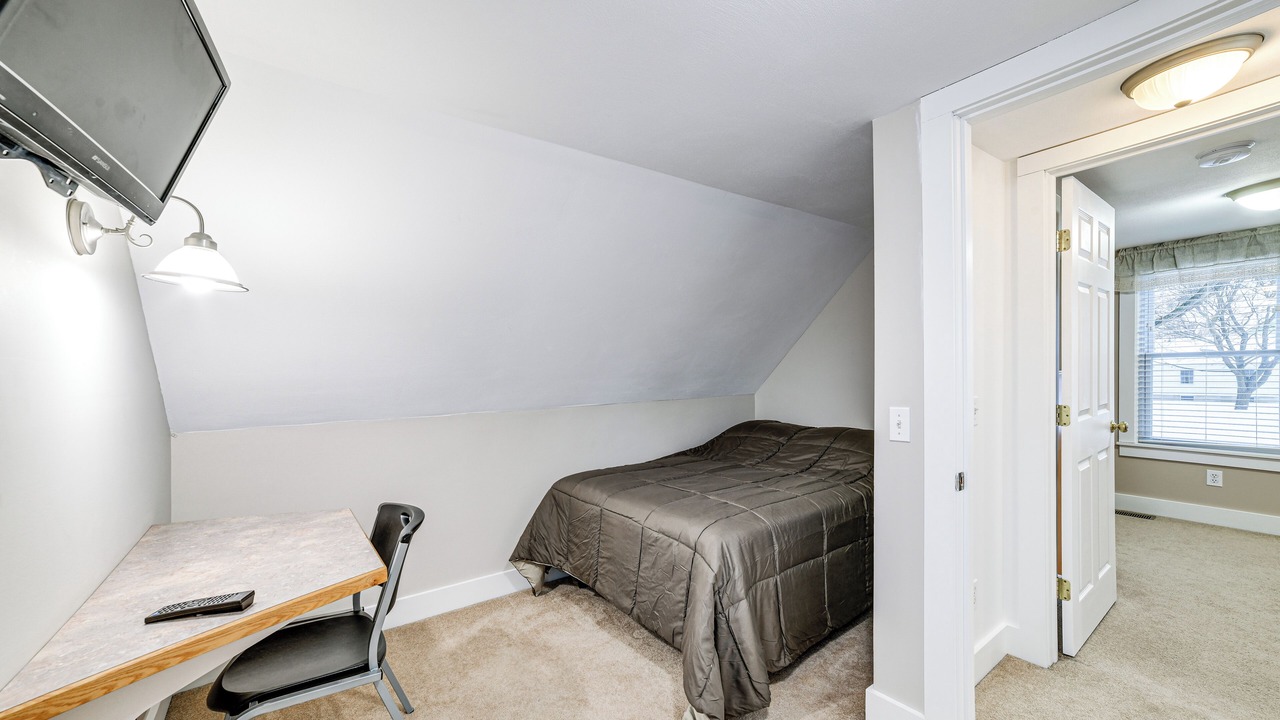 Photo of Bedroom in Munsons Corners