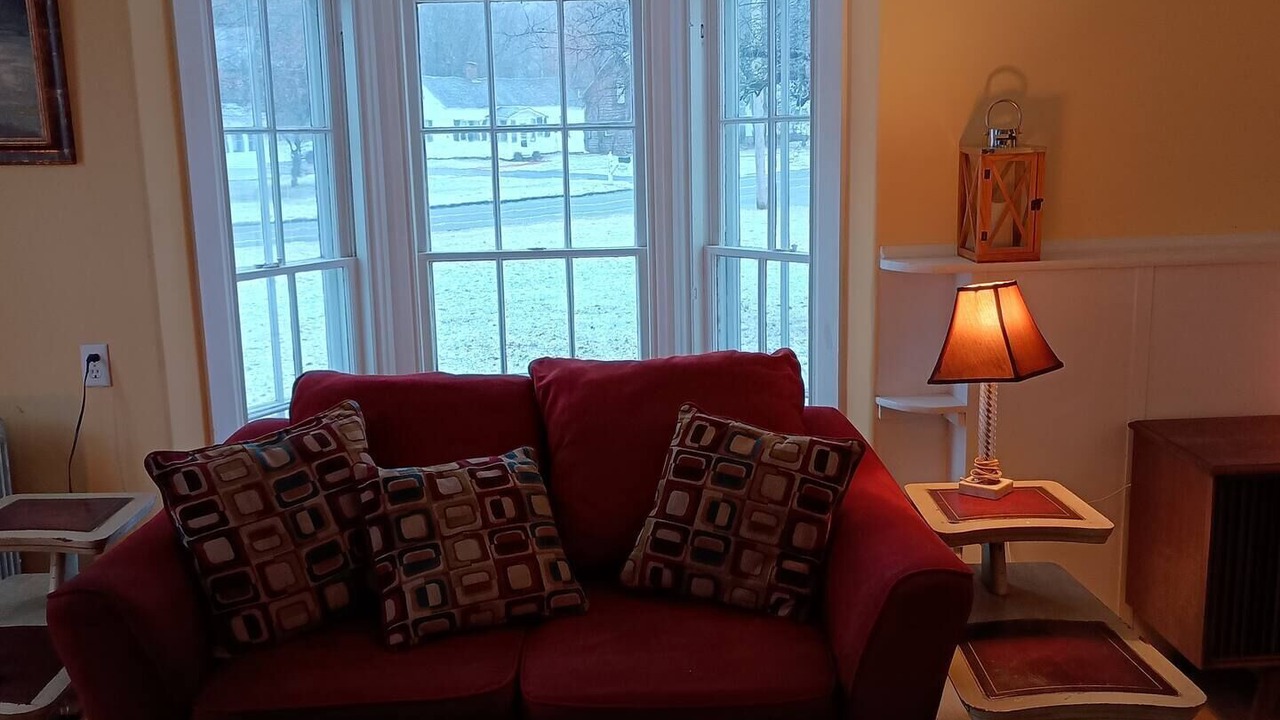 Photo of Livingroom in Rumford Point