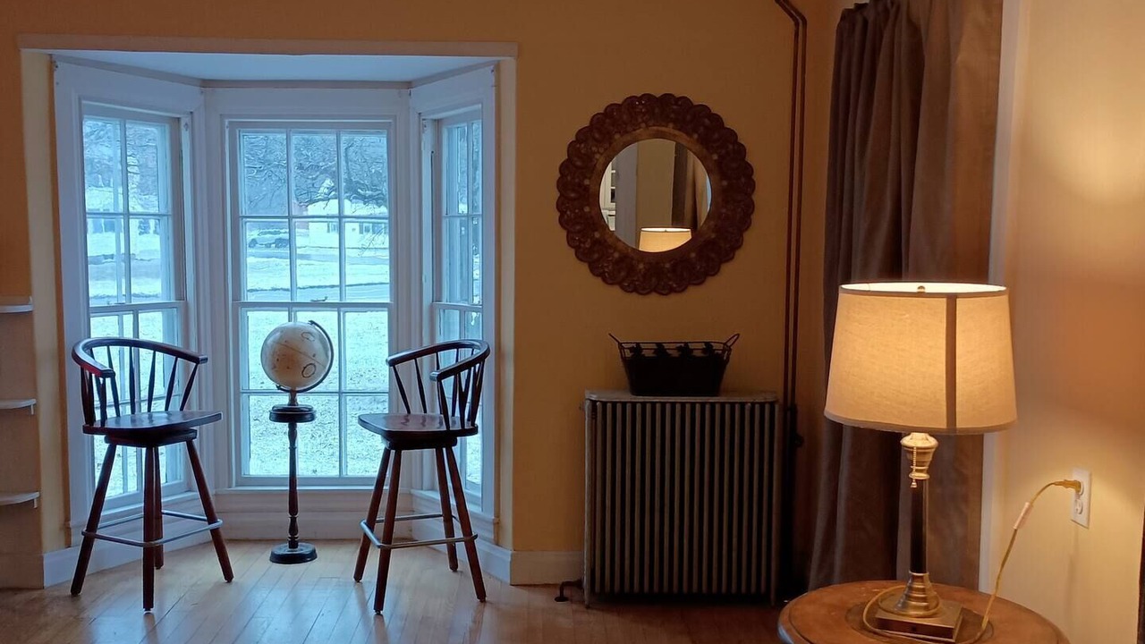 Photo of Livingroom in Rumford Point
