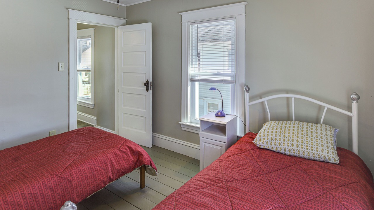Photo of Bedroom in Glens Falls