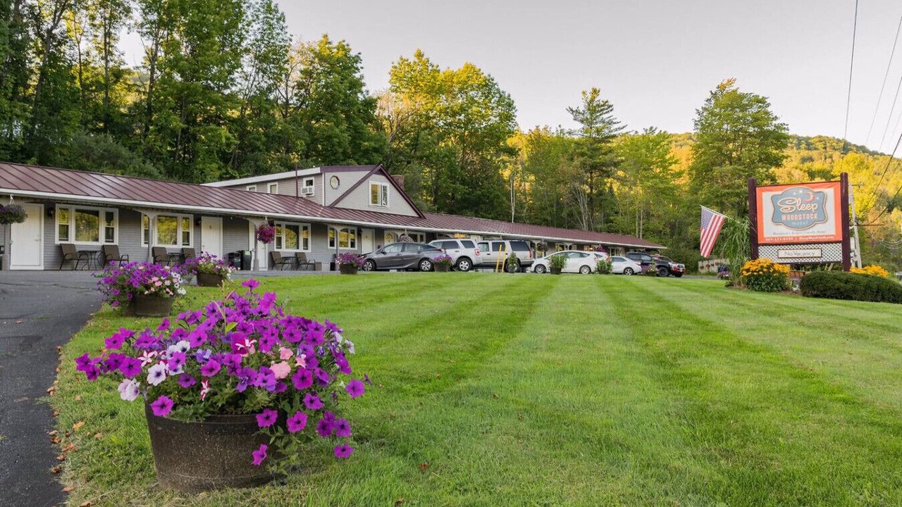 Photo of Outdoor in Woodstock
