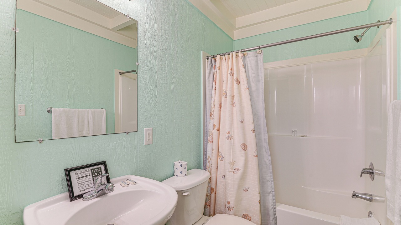 Photo of Bathroom in Port Bolivar