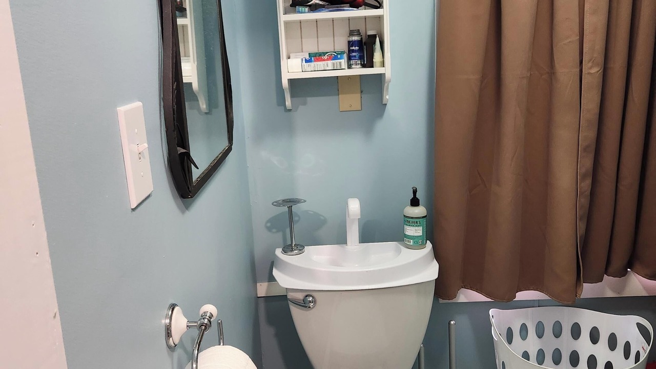 Photo of Bathroom in Proctorsville