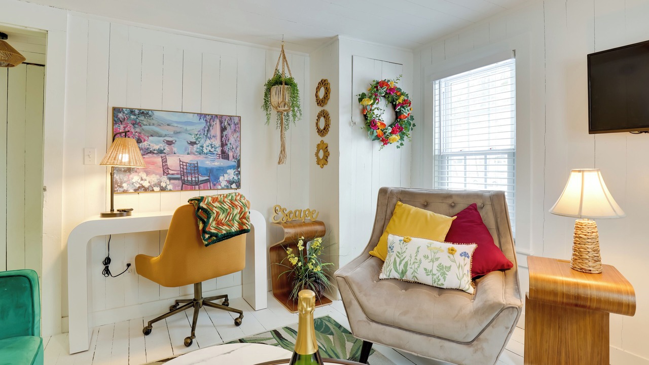 Photo of Livingroom in Hammondsport