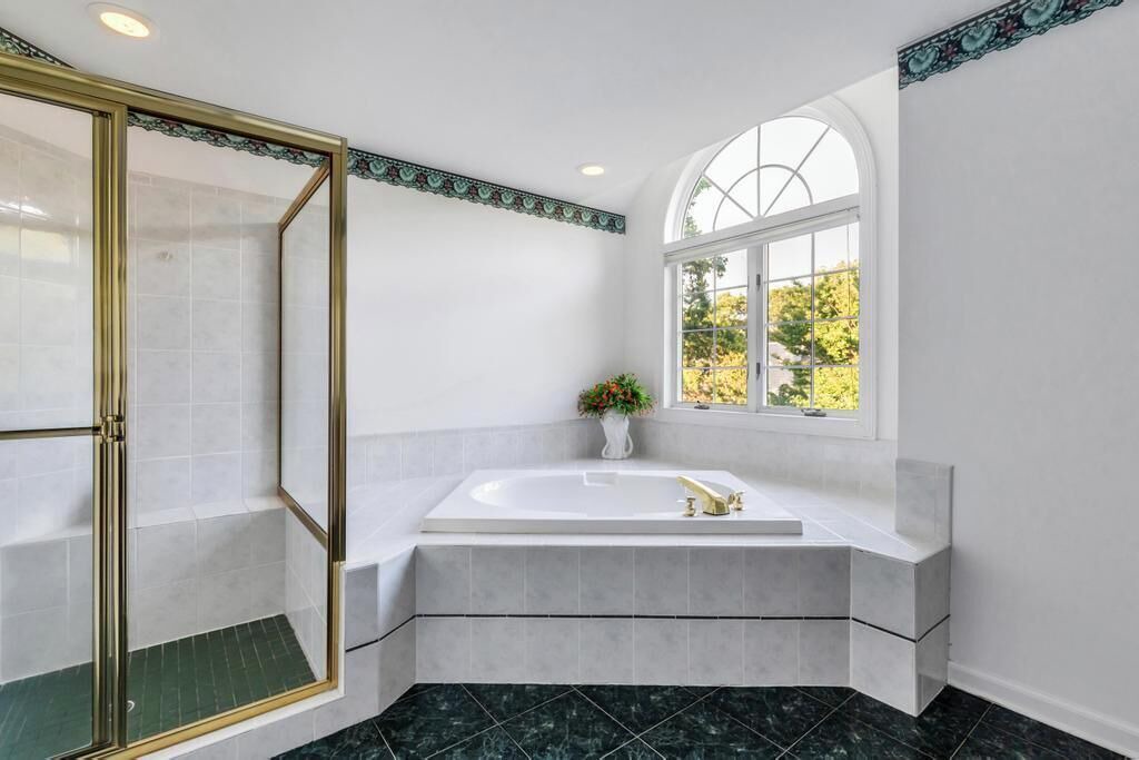 Photo of Bathroom in Nissequogue
