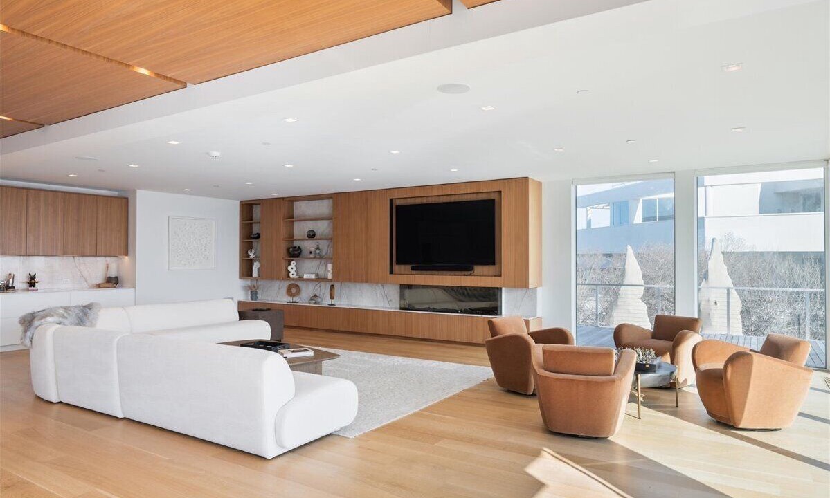 Photo of Livingroom in Westhampton Beach