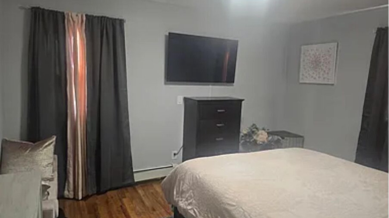 Photo of Bedroom in Newburgh
