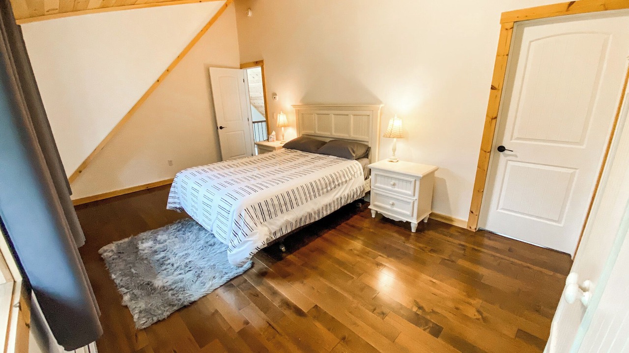 Photo of Bedroom in Montgomery Center