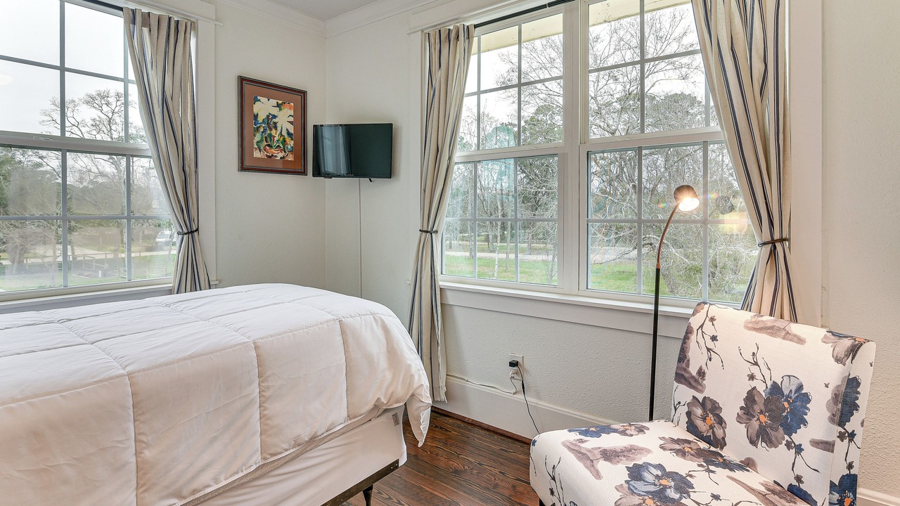 Photo of Bedroom in Dickinson