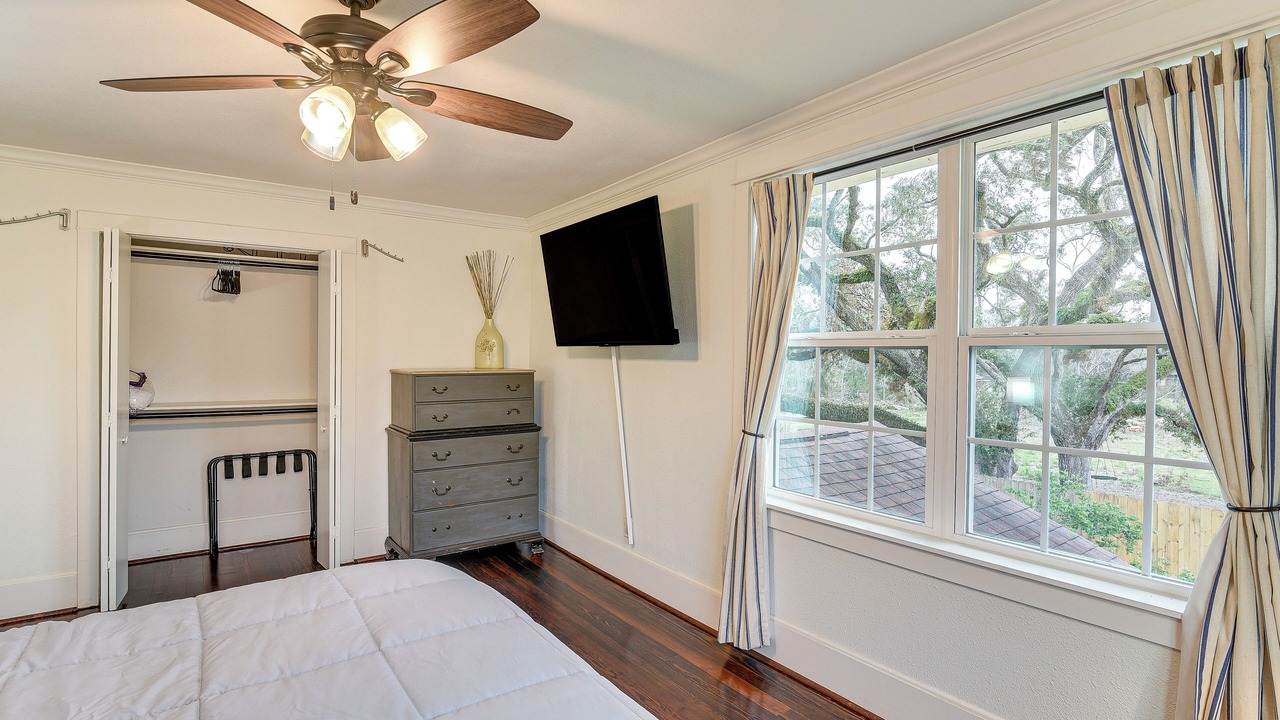 Photo of Bedroom in Dickinson