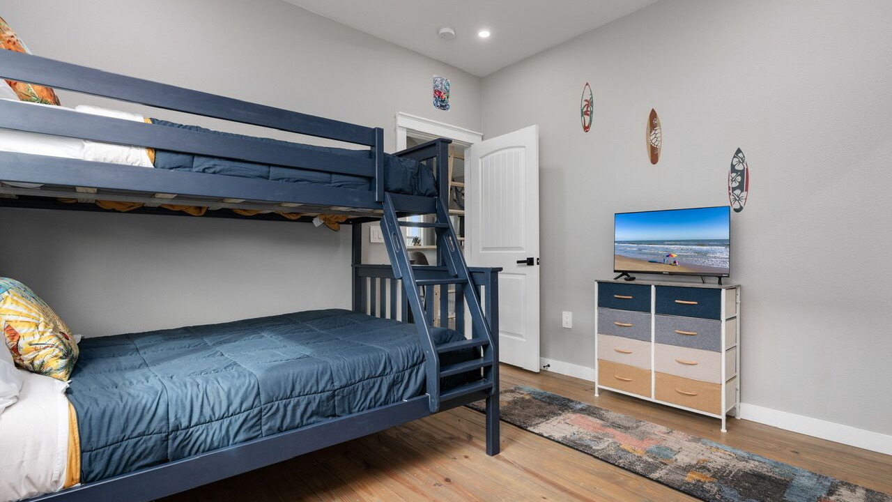 Photo of Bedroom in Port Bolivar