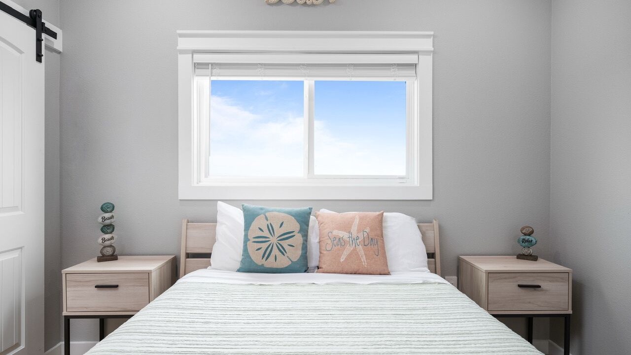 Photo of Bedroom in Port Bolivar