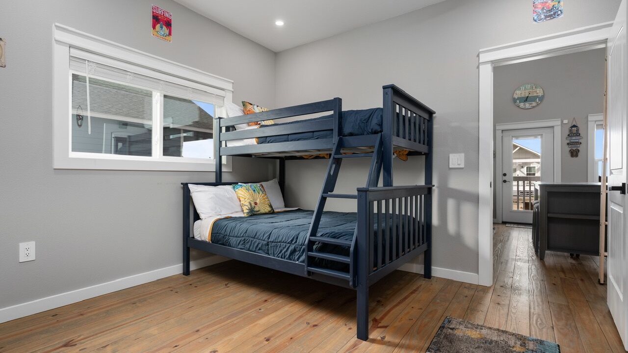 Photo of Bedroom in Port Bolivar