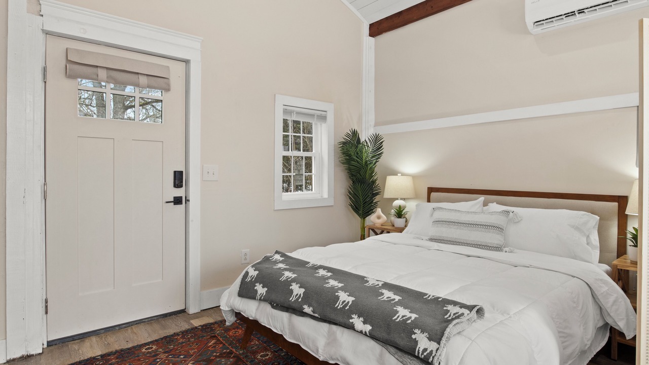 Photo of Bedroom in Canandaigua