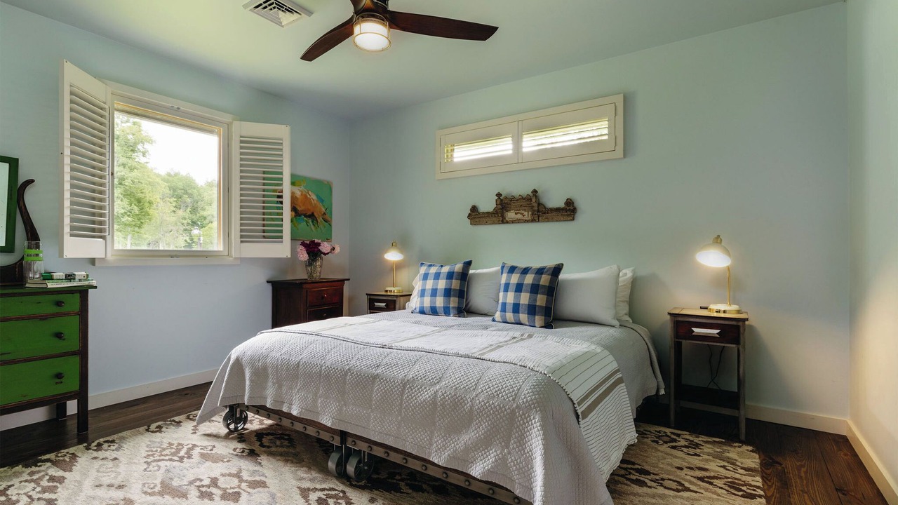 Photo of Bedroom in Livingston Manor