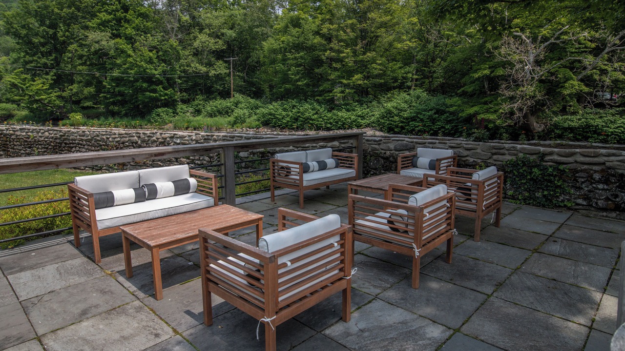 Photo of Patio Balcony in Livingston Manor