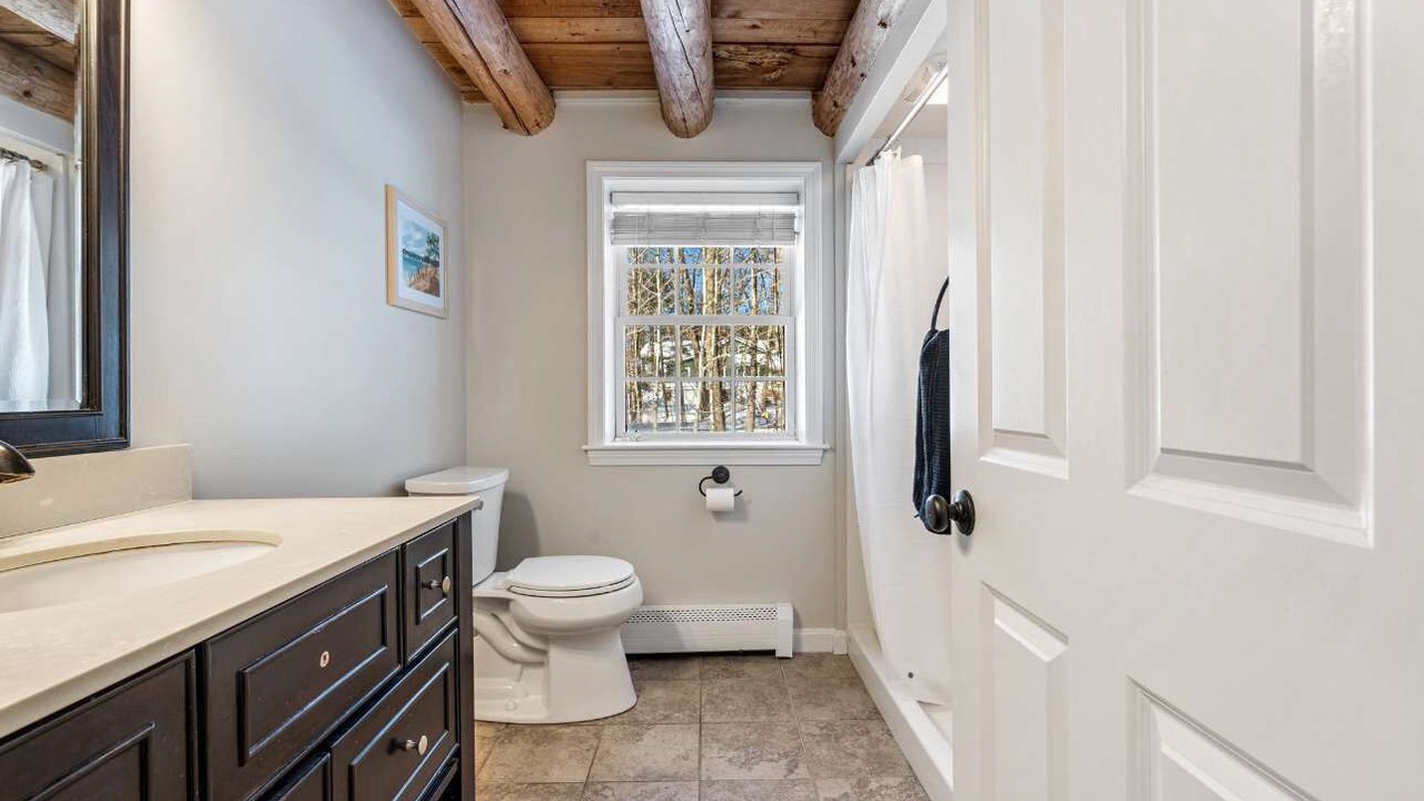 Photo of Bathroom in York Harbor