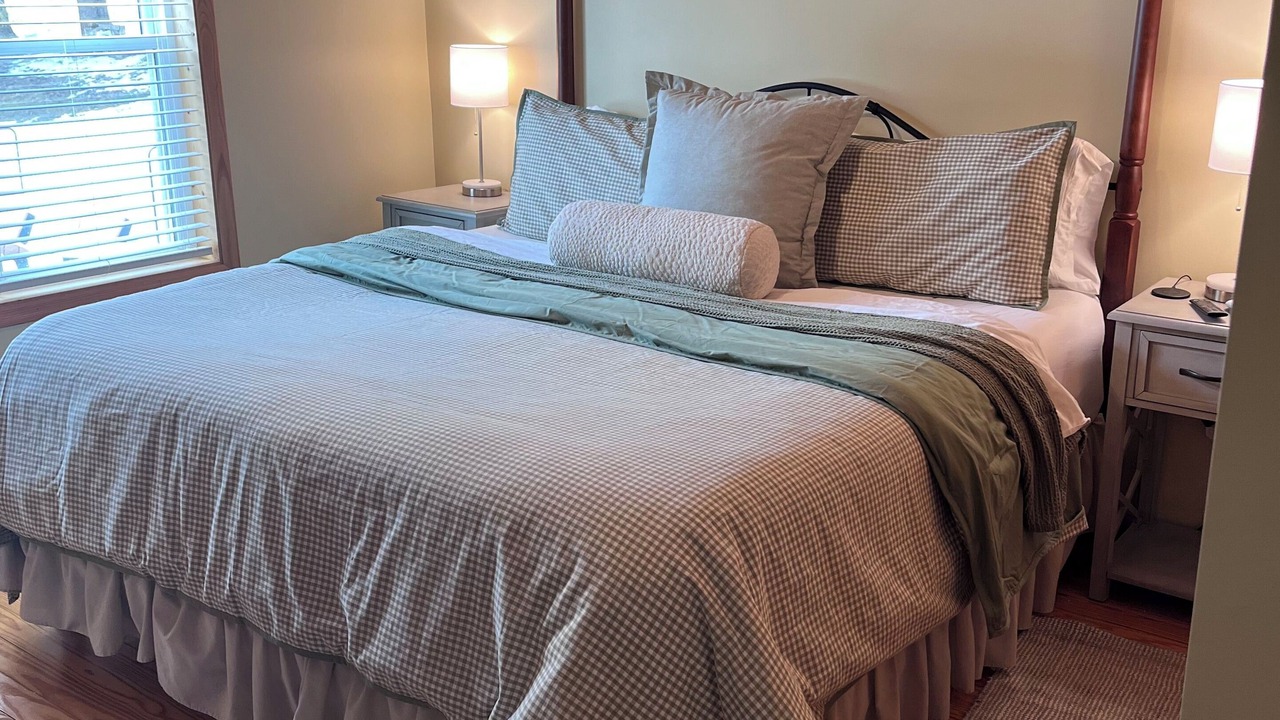 Photo of Bedroom in Ellicottville