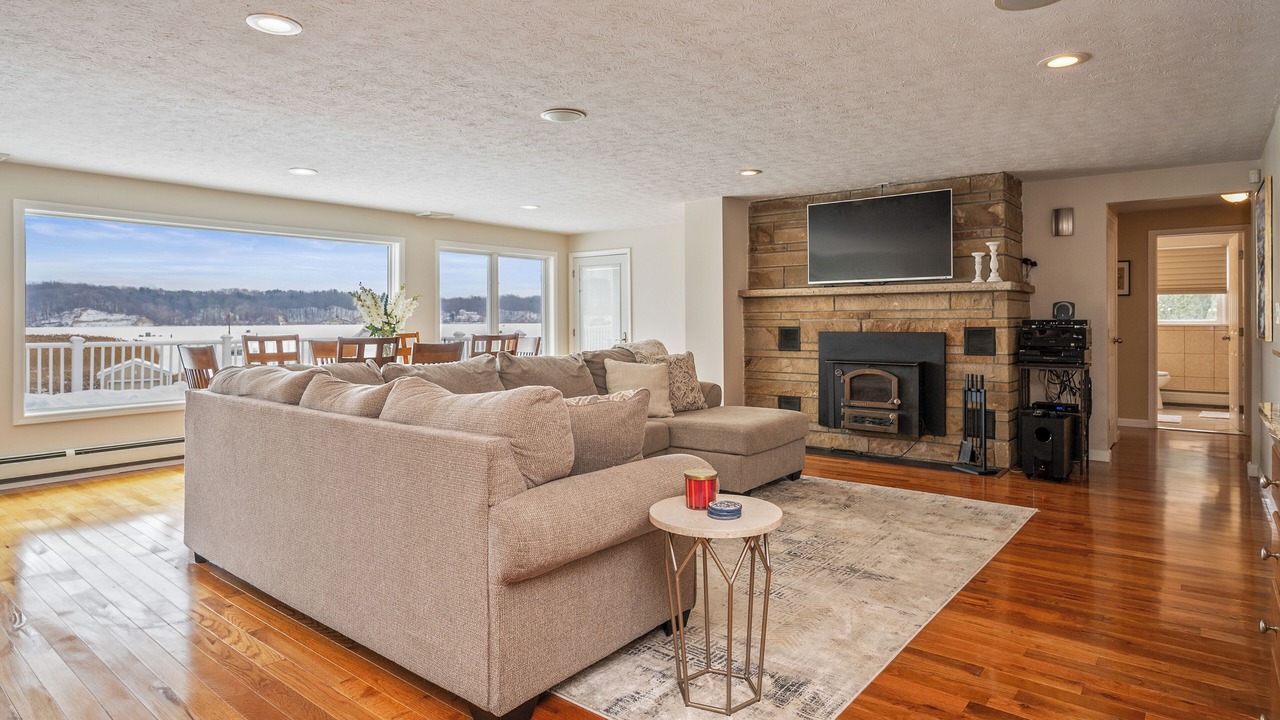 Photo of Livingroom in Rochester