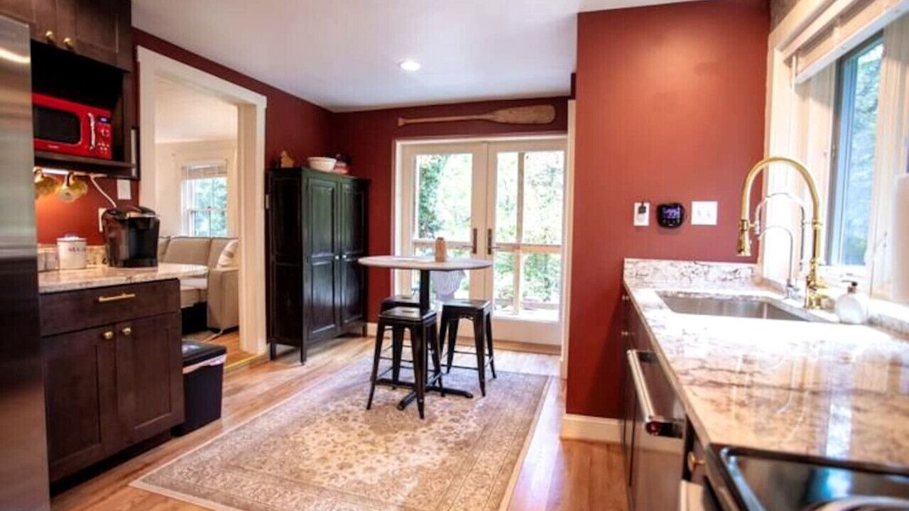 Photo of Kitchen in Shepherdstown