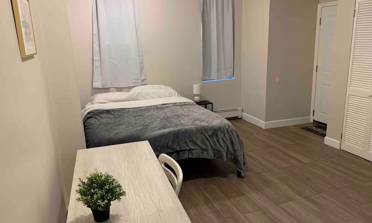 Photo of Bedroom in West Side
