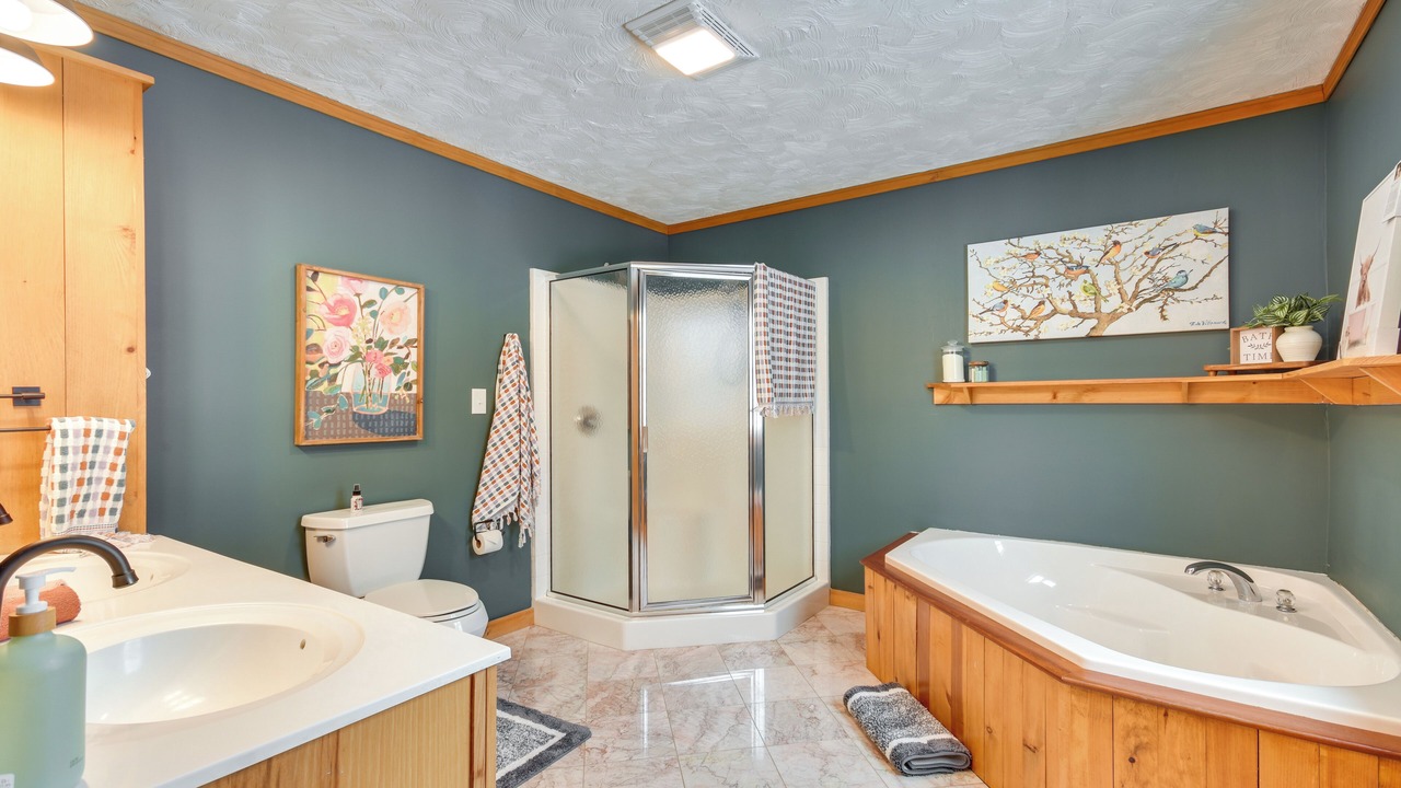 Photo of Bathroom in Eden