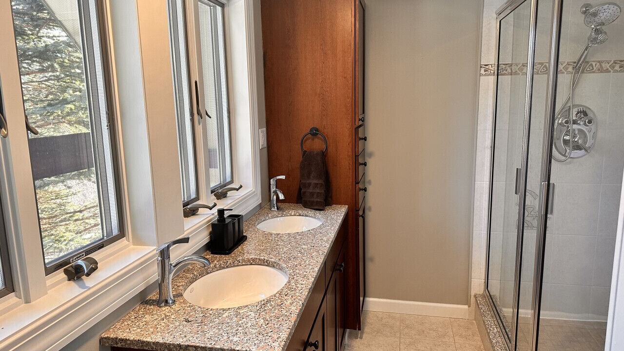 Photo of Bathroom in Thornton