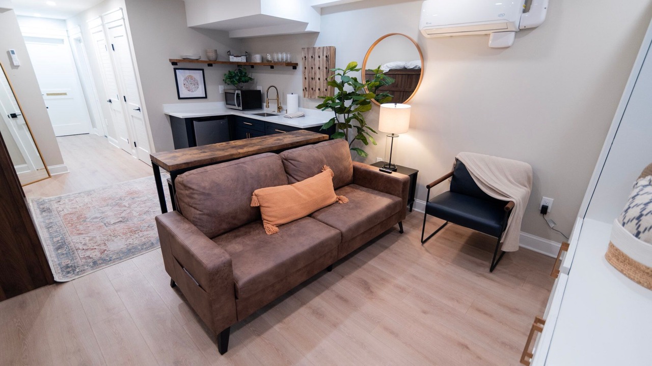 Photo of Livingroom in Canton
